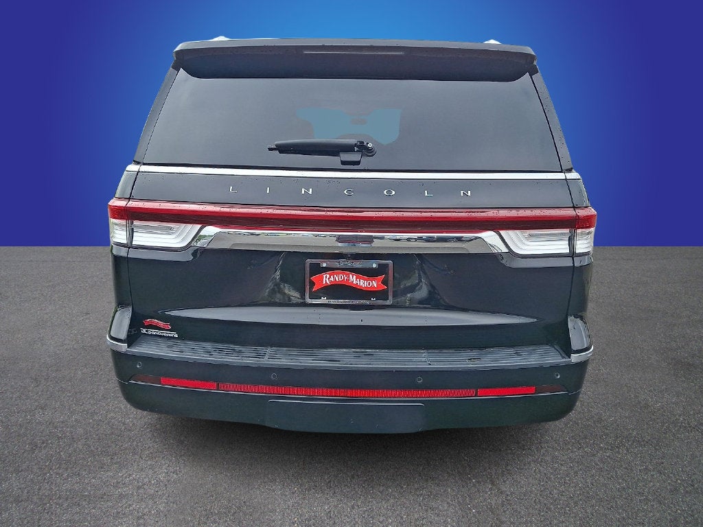 2022 Lincoln Navigator L Reserve