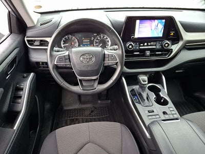 2024 Toyota Highlander LE