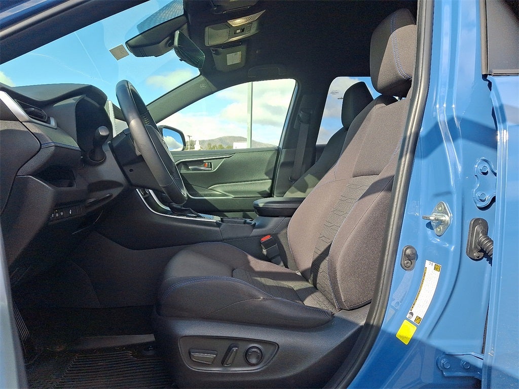 2024 Toyota RAV4 Hybrid SE