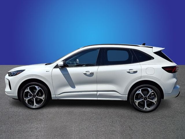 2025 Ford Escape Hybrid ST-Line Elite
