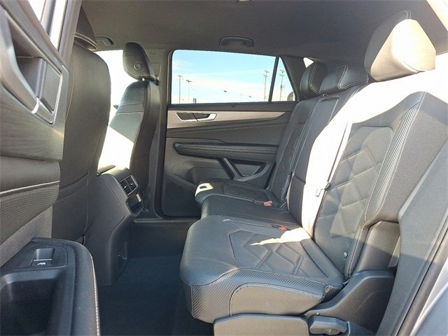 2024 Volkswagen Atlas Cross Sport 2.0T SE w/Technology