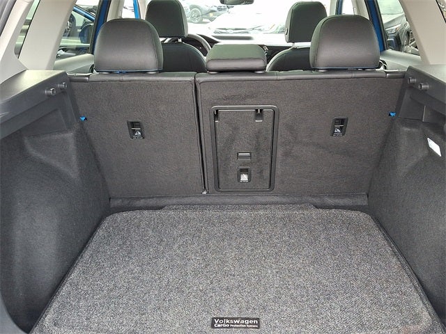 2024 Volkswagen Taos 1.5T SE Black