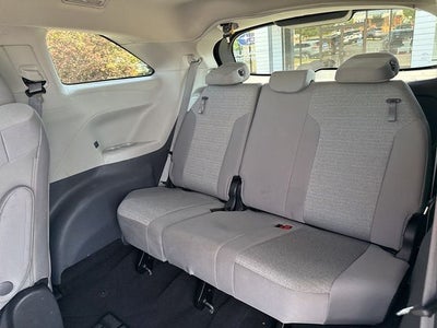 2024 Toyota Sienna LE 8 Passenger