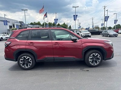 2025 Subaru Forester Premium