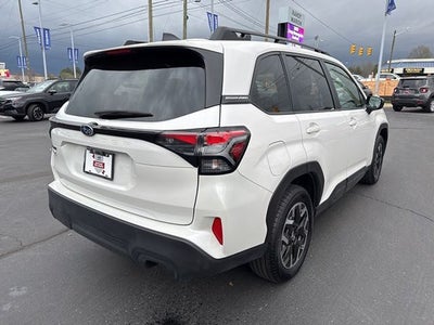 2025 Subaru Forester Premium