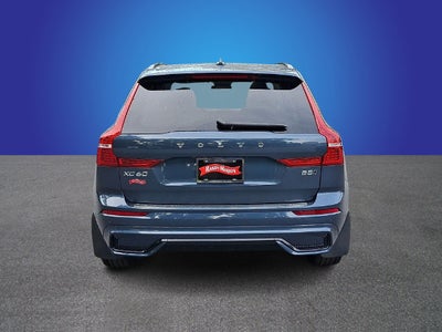 2024 Volvo XC60 B5 Plus Dark Theme