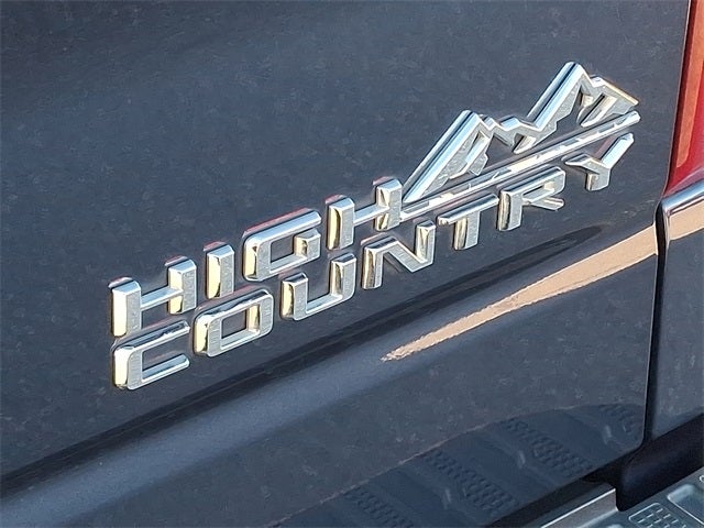 2022 Chevrolet Silverado 1500 LTD High Country