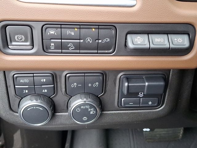 2021 Chevrolet Suburban High Country