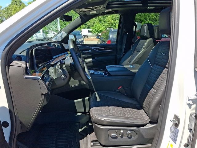 2022 Cadillac Escalade ESV Sport Platinum