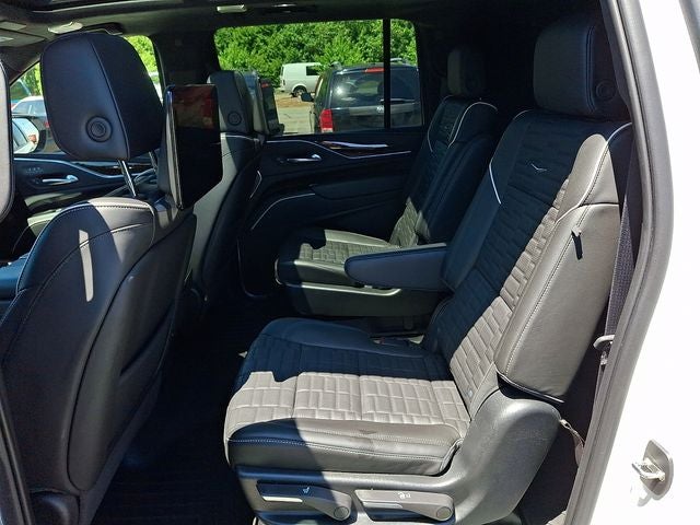 2022 Cadillac Escalade ESV Sport Platinum