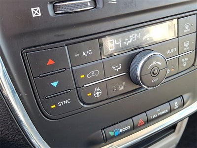 2016 Chrysler Town & Country Touring