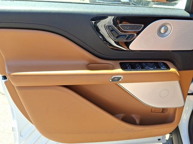 2025 Lincoln Aviator Black Label