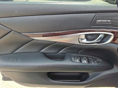 2011 INFINITI M37 Base
