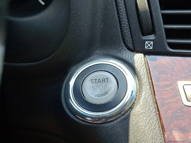 2011 INFINITI M37 Base