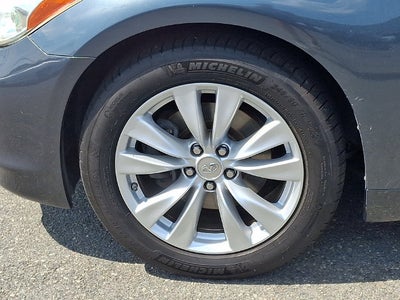 2011 INFINITI M37 Base
