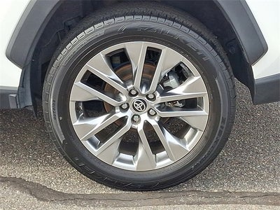 2020 Toyota RAV4 XLE Premium