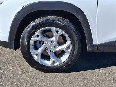 2025 Chevrolet Trax LS