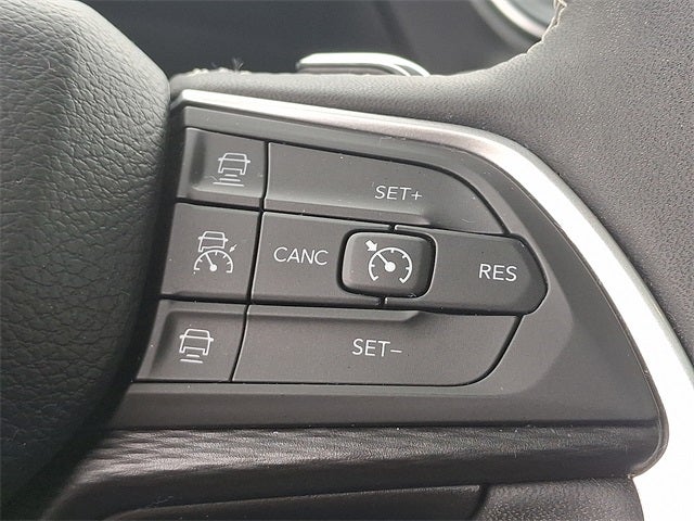 2023 Jeep Grand Cherokee L Laredo