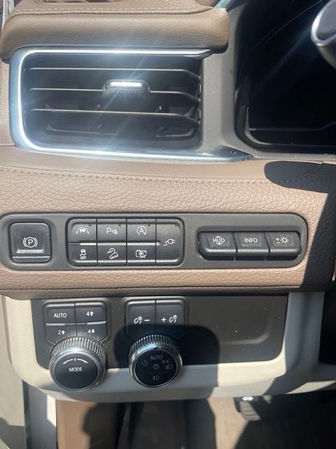 2022 GMC Yukon Denali Denali
