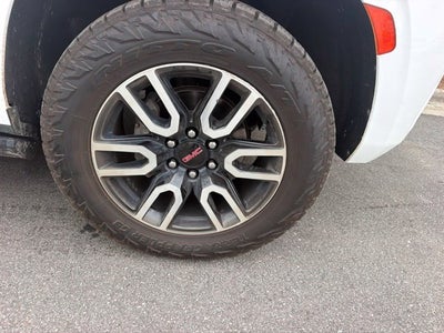 2023 GMC Yukon XL AT4
