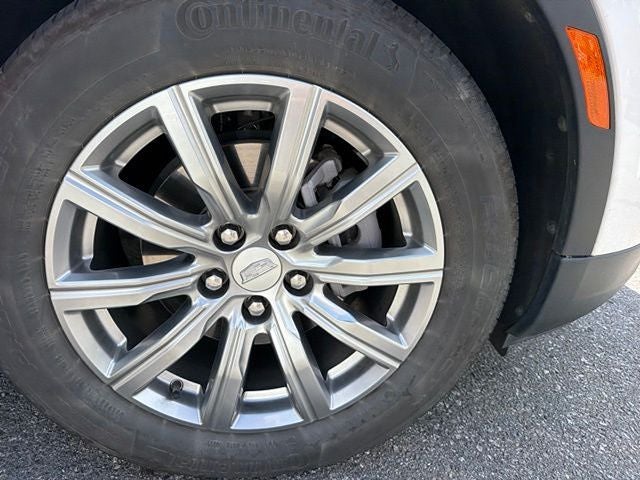 2023 Cadillac XT4 FWD Premium Luxury