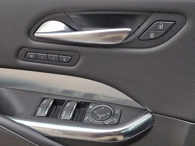 2023 Cadillac XT4 AWD Premium Luxury