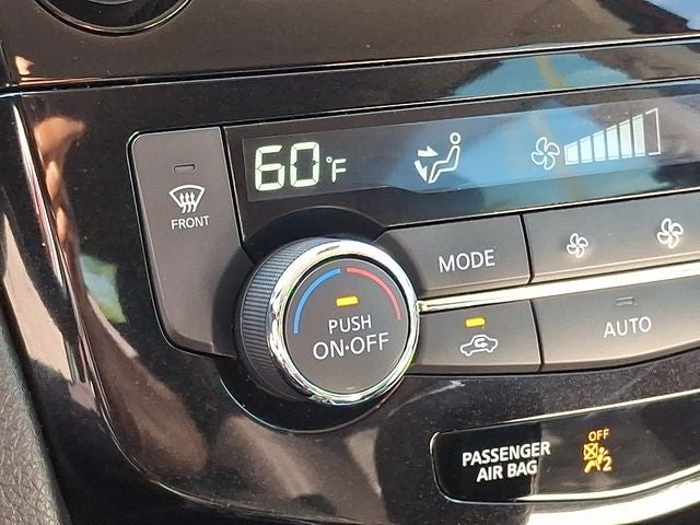 2021 Nissan Rogue Sport SV