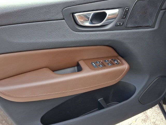 2022 Volvo XC60 Inscription