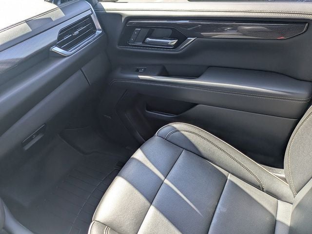 2025 GMC Yukon XL Elevation