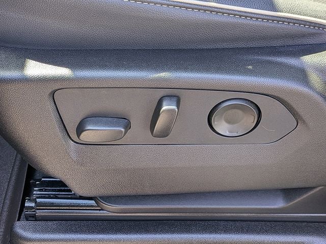 2025 GMC Yukon XL Elevation