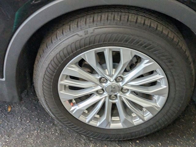 2024 Cadillac XT4 Luxury