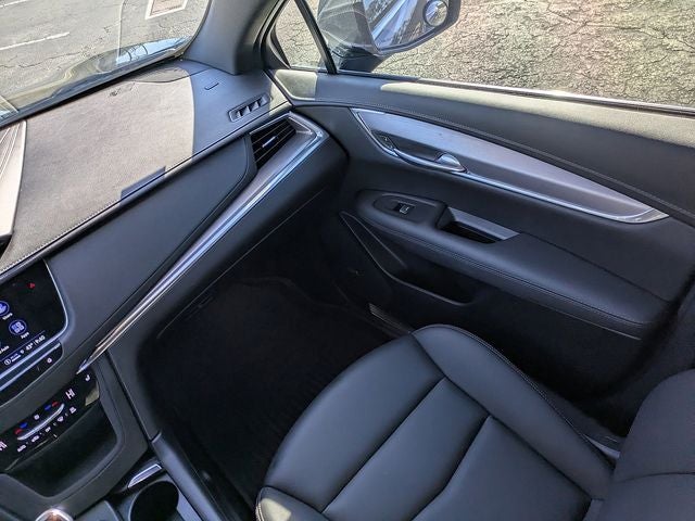 2023 Cadillac XT5 Luxury