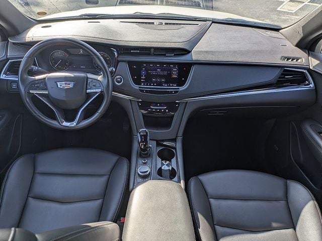 2024 Cadillac XT6 Luxury