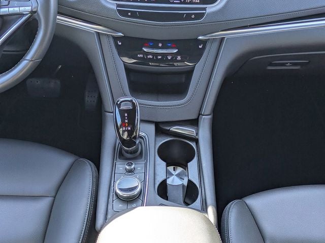 2024 Cadillac XT6 Luxury