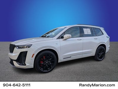 2025 Cadillac XT6 Sport