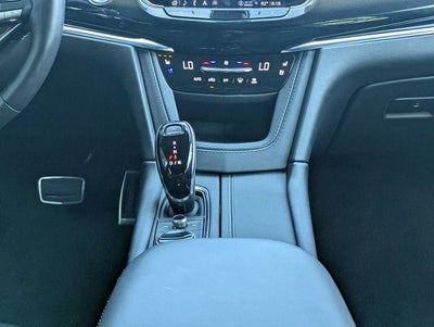 2025 Cadillac XT6 Sport