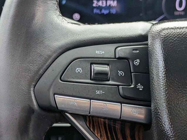 2023 Cadillac Escalade ESV Premium