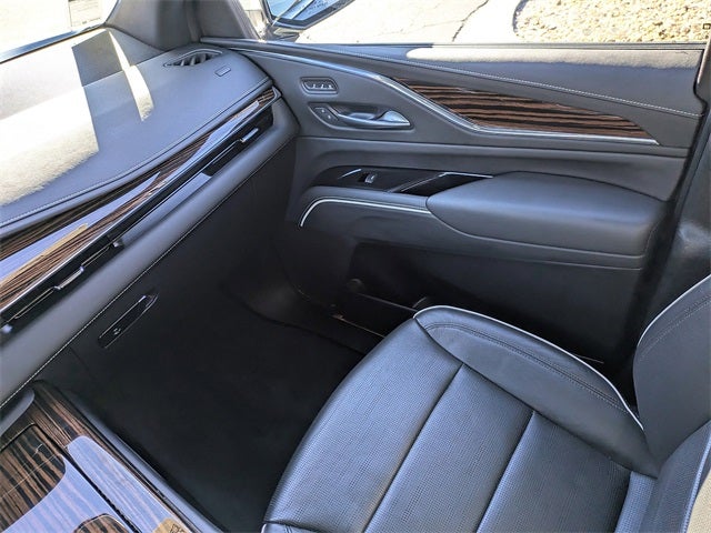 2023 Cadillac Escalade ESV Premium