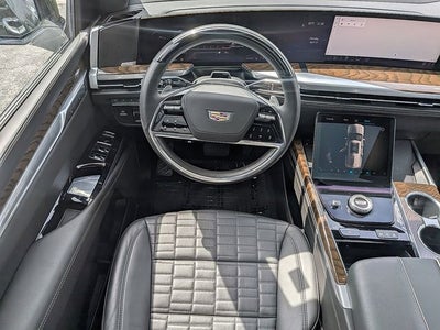2025 Cadillac Escalade ESV Premium Luxury Platinum