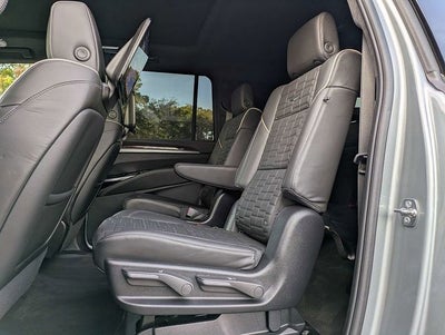 2025 Cadillac Escalade ESV Sport Platinum