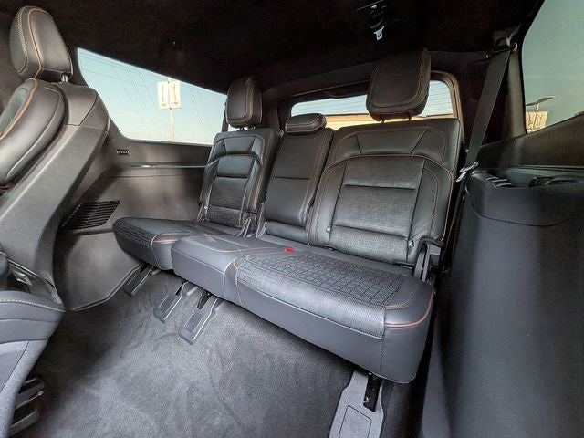 2025 Lincoln Navigator L Black Label
