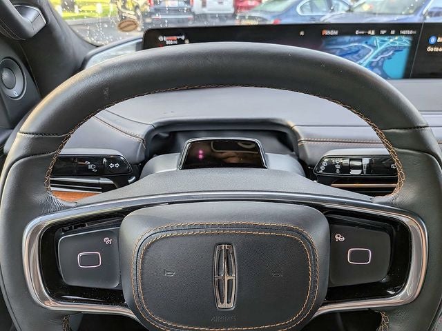 2025 Lincoln Navigator L Black Label