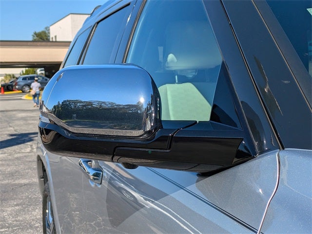 2023 Toyota Sequoia Capstone