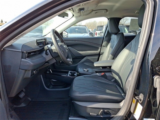 2024 Ford Mustang Mach-E Select