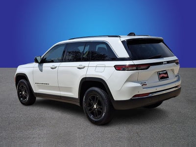 2023 Jeep Grand Cherokee Laredo
