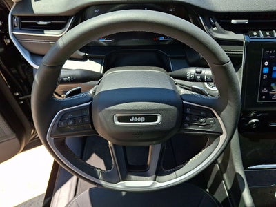 2023 Jeep Grand Cherokee Laredo