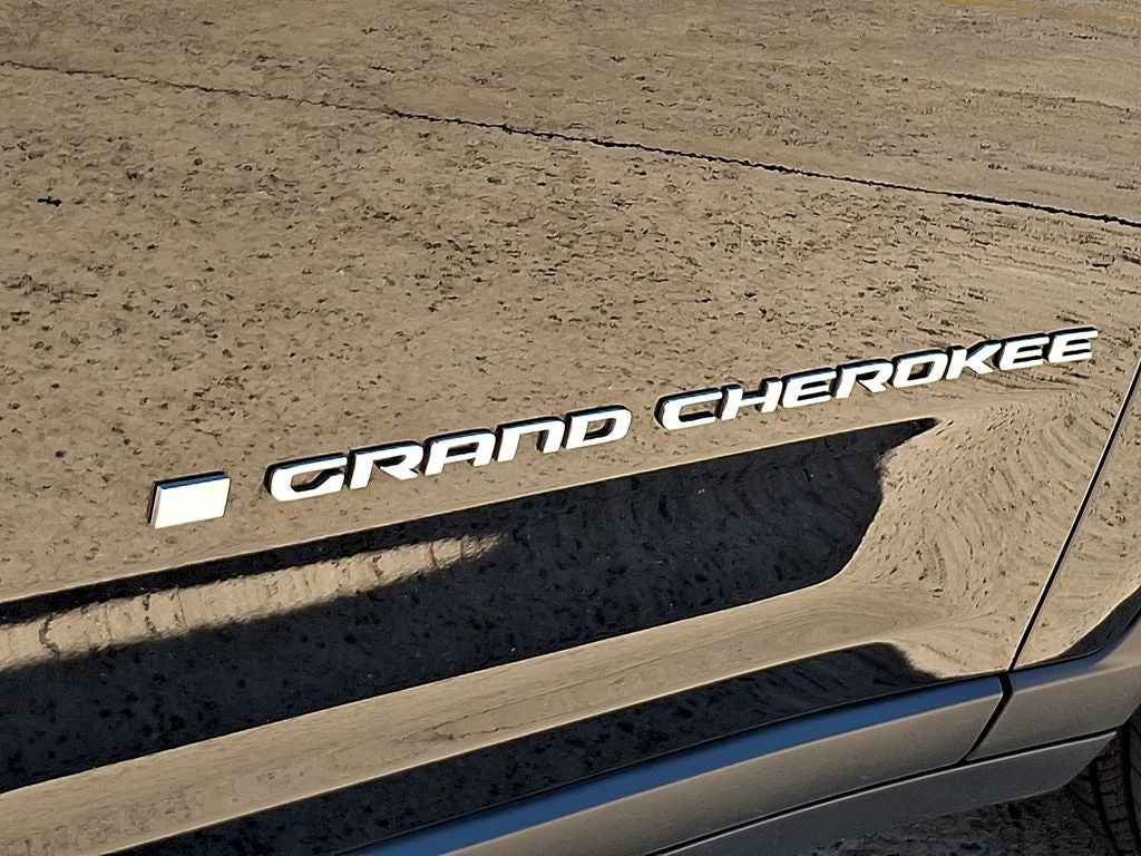 2023 Jeep Grand Cherokee Laredo