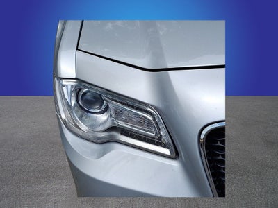 2019 Chrysler 300 Touring