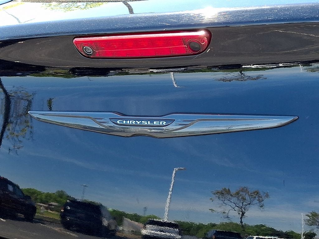 2023 Chrysler 300 Touring