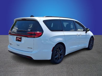 2025 Chrysler Pacifica Limited